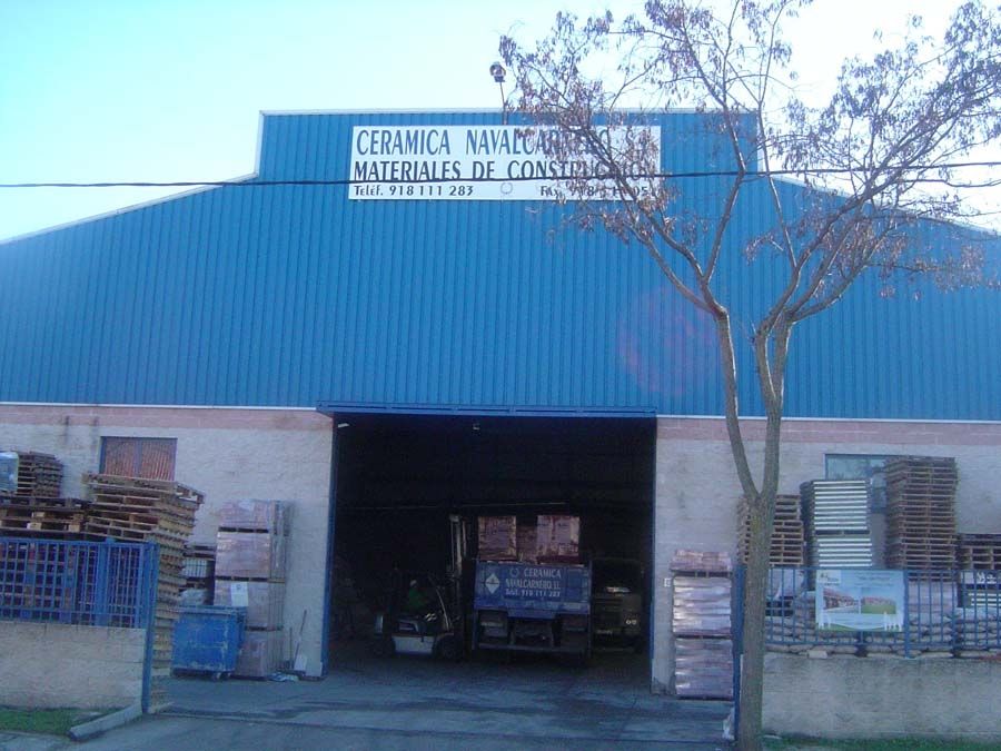 Almacén de materiales de construcción en Navalcarnero